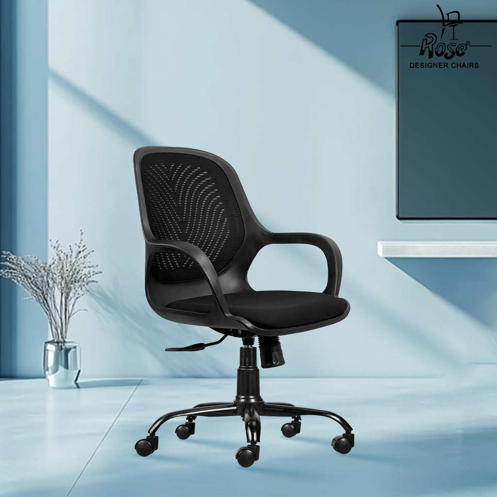 Zaria full black chair bg img