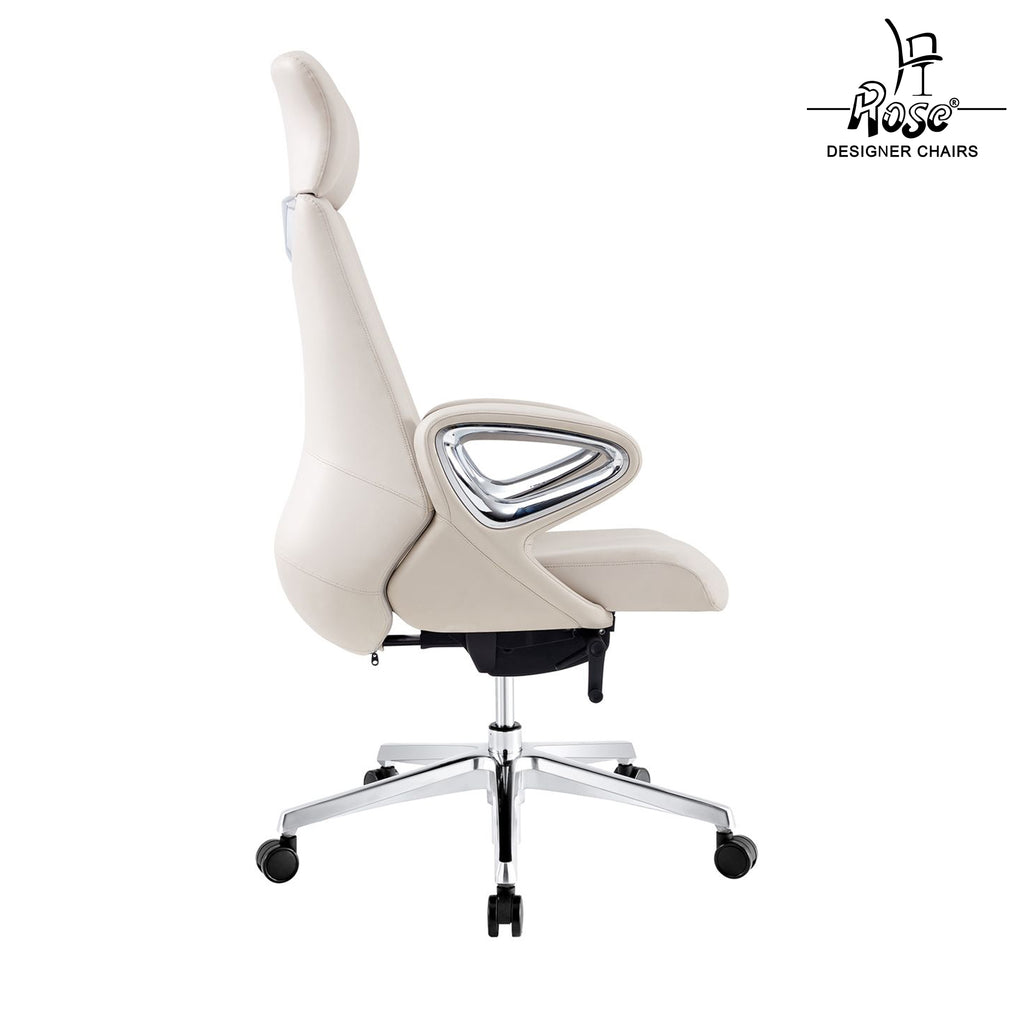 Delta HB Beige Side Angle